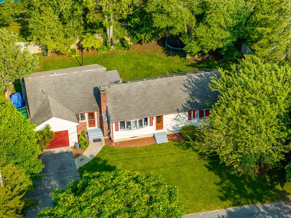 298 Oakland Road, Hyannis, MA 02601