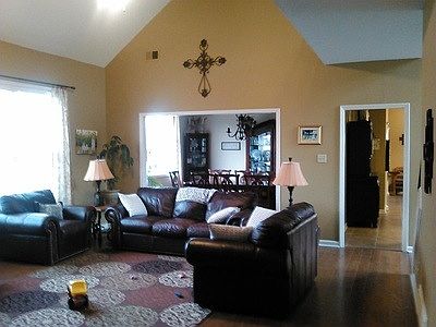Family room leading in to dining room and kitchen