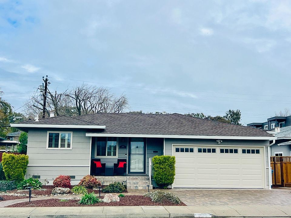 1st image of 601 Bermuda Dr