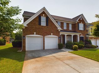 328 Falesco Ln, Matthews, NC 28105