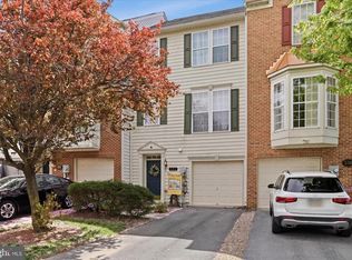 334 Lantern Ln, Chambersburg, PA 17201