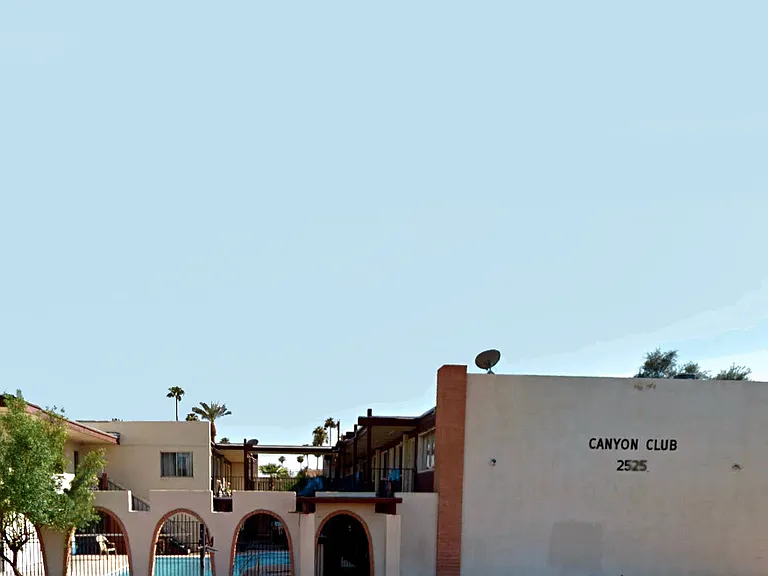 Canyon Club Apartments — Photo 9