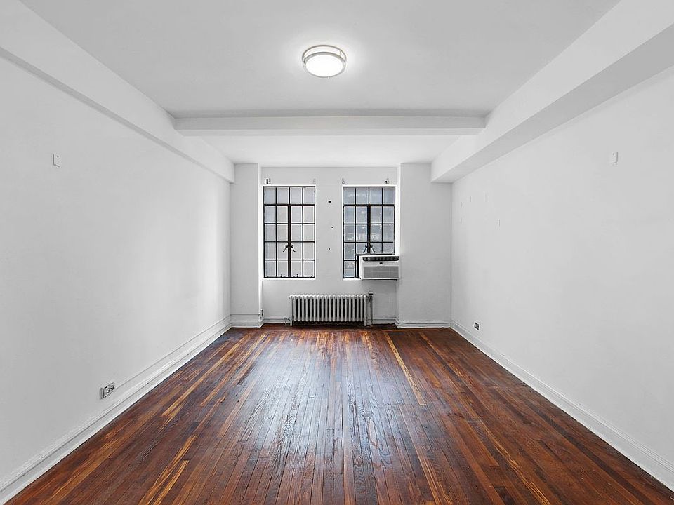 1st image of 320 E 42nd St APT 908