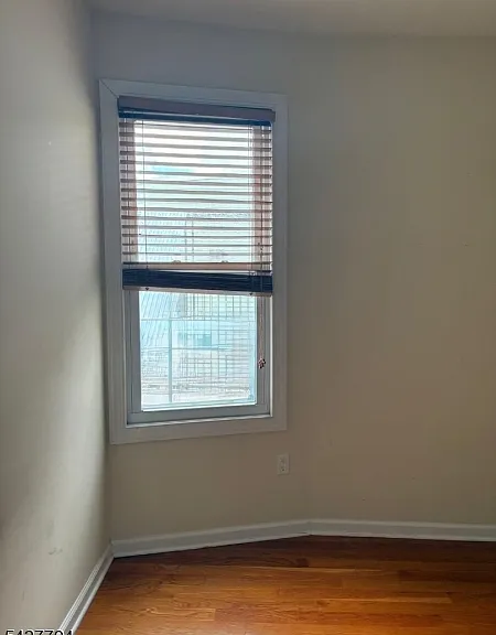 198 Van Buren St #2 — Photo 8