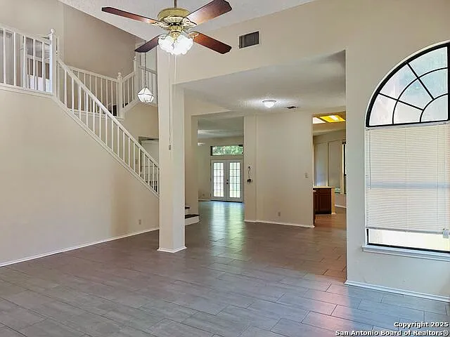 3235 Tree Grove Dr — Photo 6