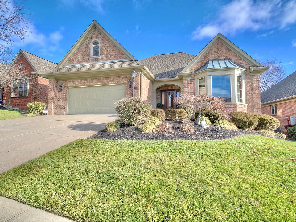 1st image of 862 Woodbury Dr