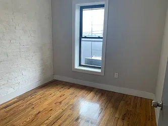Rented by Premier Metro Realty Corp