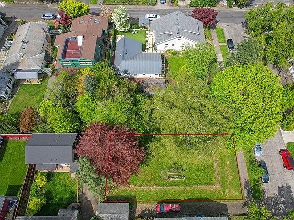2nd image of 6541 SE 16th Ave