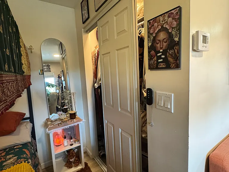 1909 E Coronado Rd #2 — Photo 28