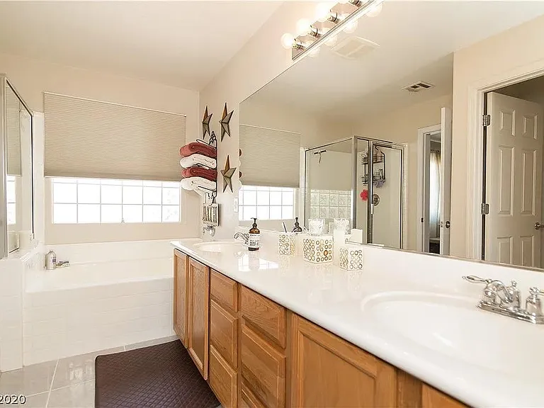 11256 Woodland Violet Ave — Photo 7