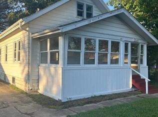 326 Sycamore Ln, Rockford, IL 61115