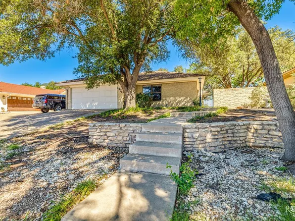 1974 Overhill Dr, San Angelo, TX 76904