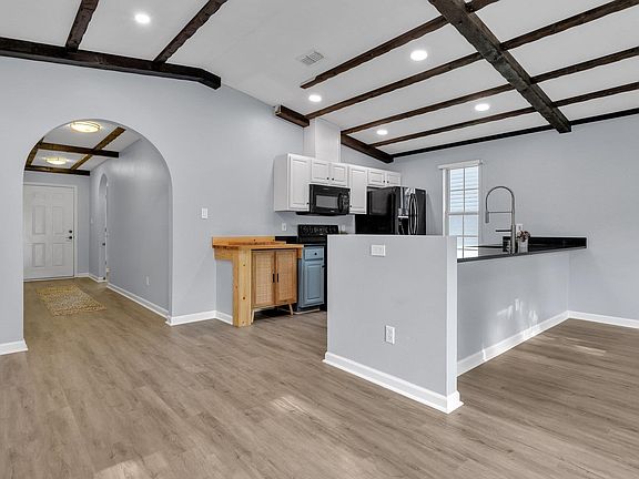 4th image of 4621 Russells Pond Ln