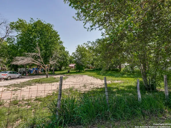 761 SCHOOL DRIV School Drive LOT 3 & 4, Poteet, TX 78065