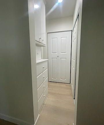5th image of 2540 Manhattan Ave #2540