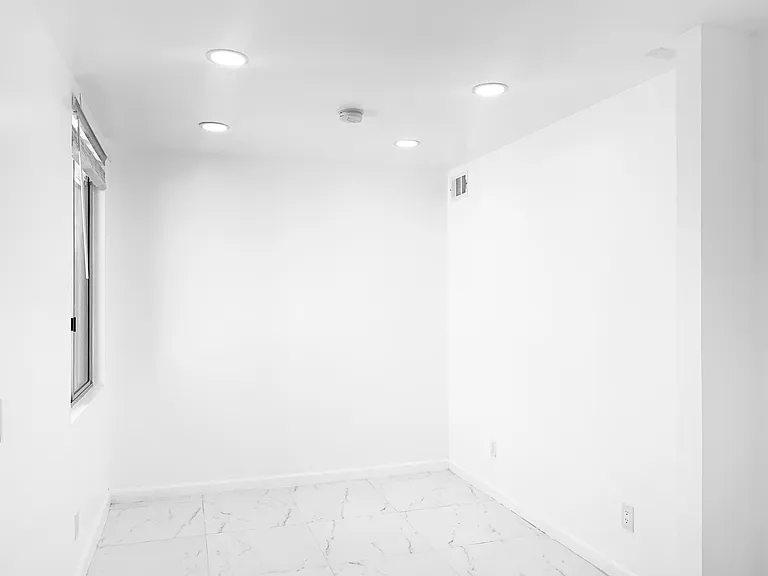 5301 Balboa Blvd #F7 — Photo 27