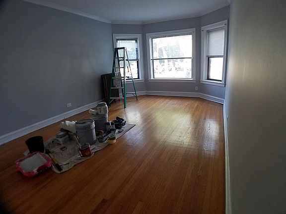 4th image of 4958 N Hoyne Ave