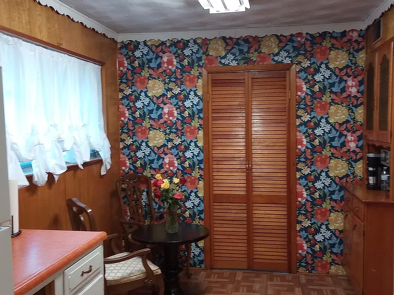 Entry to Living Room