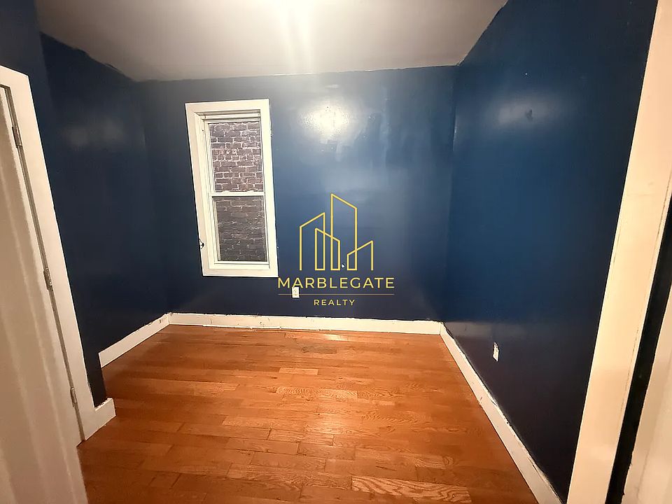 1st image of 230 Wilkinson Ave #22