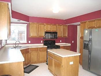 3rd image of 42310 Trent Dr