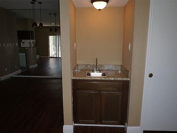 Wet bar located in bonus space.