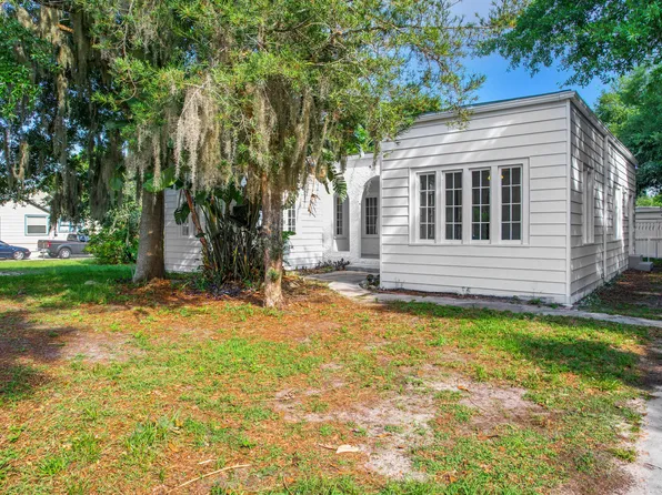 1136 North St, Daytona Beach, FL 32114