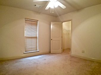 4th image of 118 Lee Road 2170