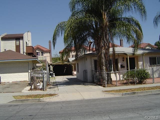 2nd image of 215 E Emerson Ave