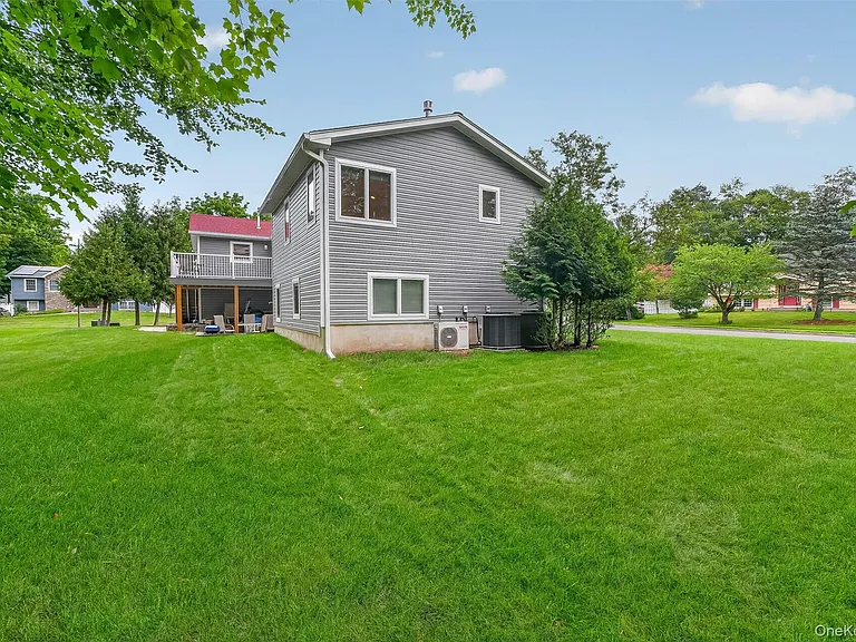 234 Betsy Ross Dr — Photo 41