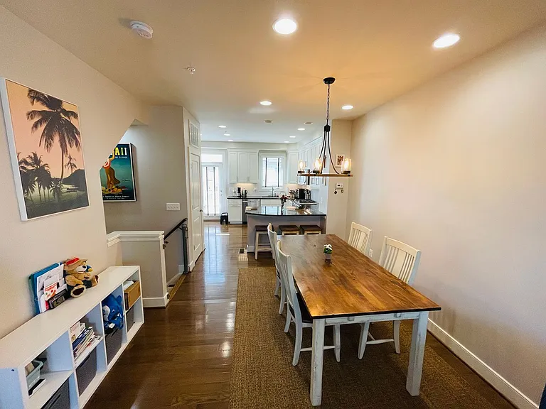 924 Pete Jones Way — Photo 13