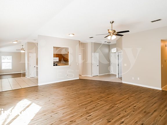 4th image of 220 Nottingham Dr