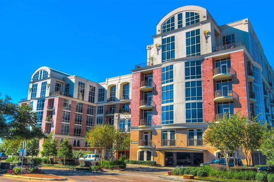 1st image of 1616 Fountain View Dr APT 501
