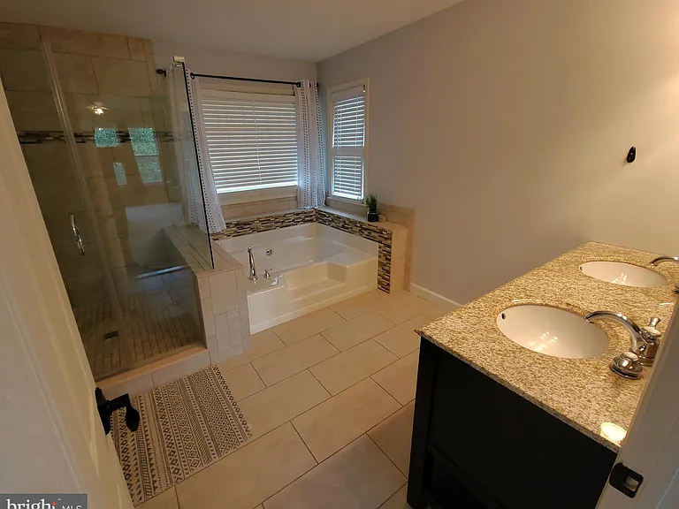 18 Willow Glen Ct — Photo 19