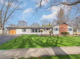 3102 Saint James St, Rolling Meadows, IL 60008