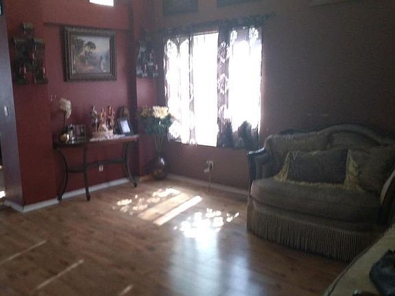 3rd image of 5846 Madrid Ct