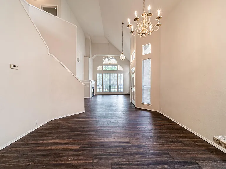 6870 Winston Dr — Photo 19