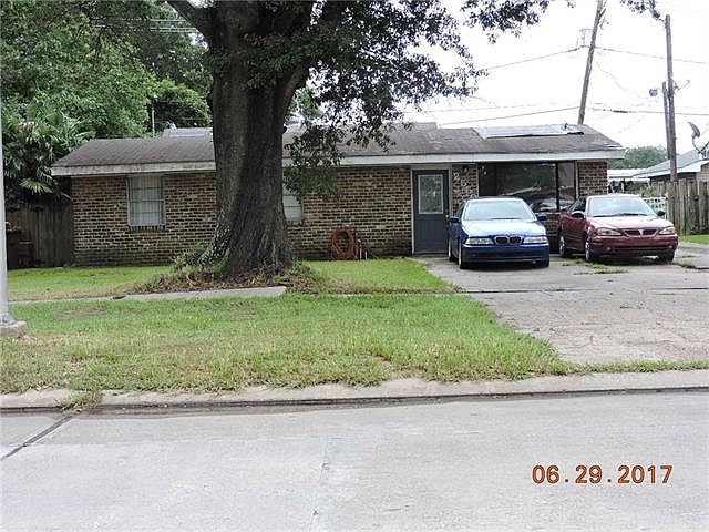 1st image of 2550 Roosevelt Blvd