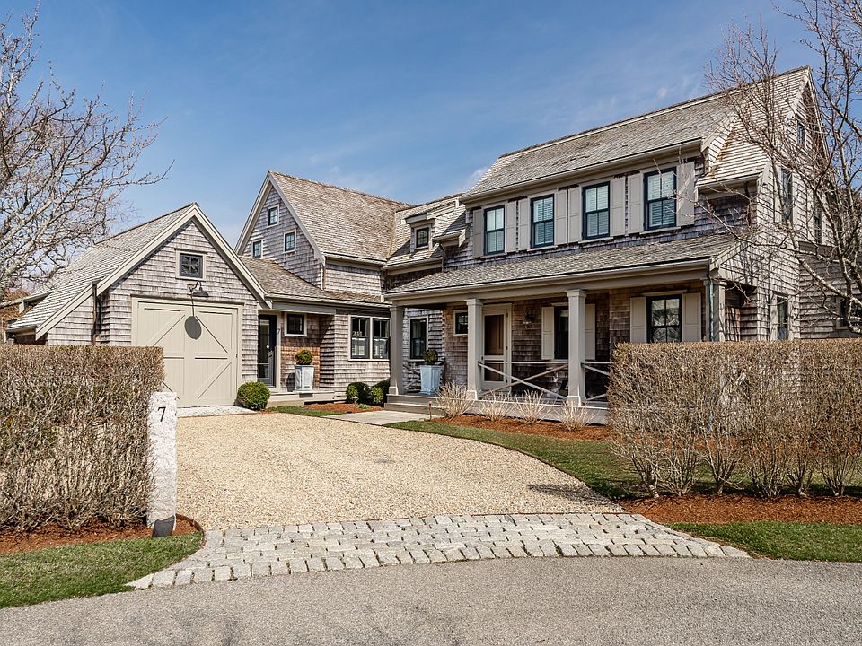1st image of 7 Pilgrim Ct