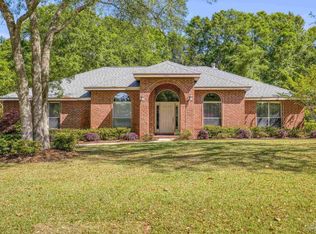 3024 Greystone Dr, Pace, FL 32571