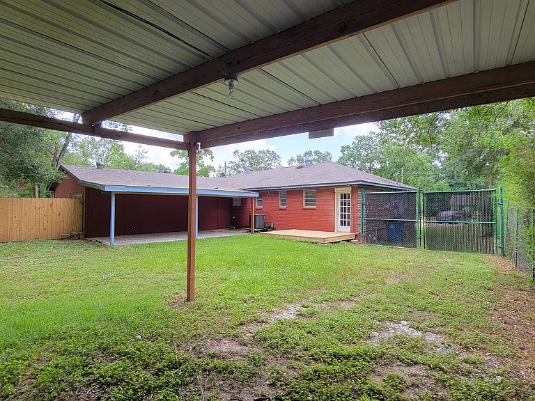 2100 Hill Top Ct #1 — Photo 53