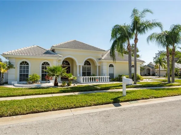 3351 Glenwood Cir, Holiday, FL 34691