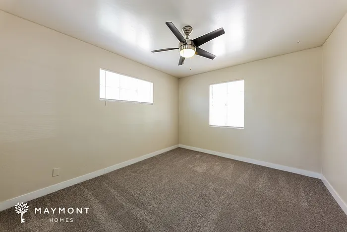 2311 W Whitton Ave — Photo 10