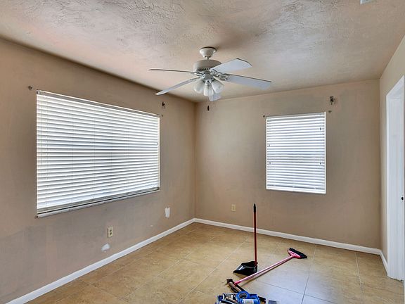 4th image of 510 Echo Cir
