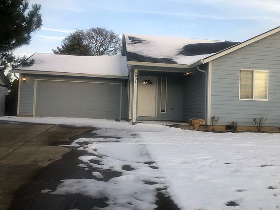 2nd image of 5001 NE 130th Ave