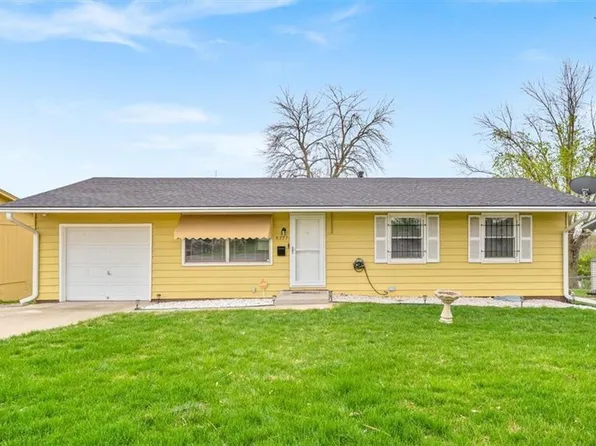 5227 Franklin Dr, Kansas City, MO 64130