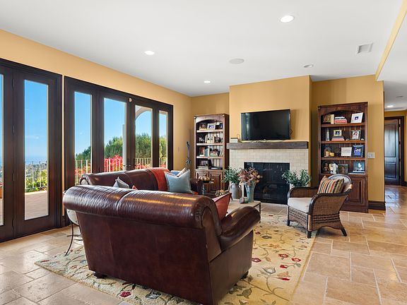 5th image of 4512 Palos Verdes Dr E