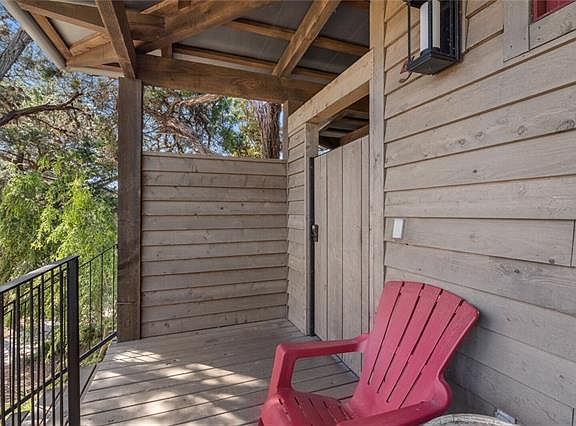 5th image of 2113 Barbaro Way #5