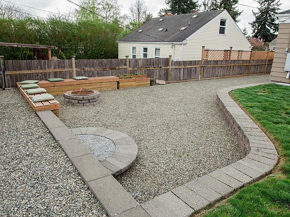 5th image of 4909 N 28th St