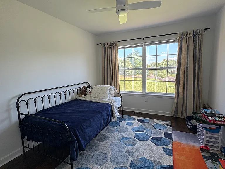 11 Crabapple Pl — Photo 16