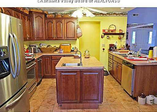 4th image of 116 Applewood Dr